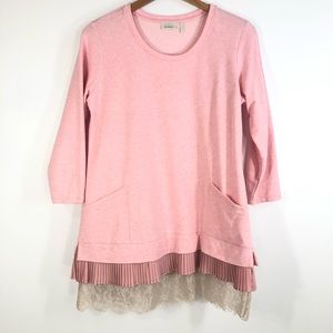 LOGO By Lori Goldstein Top Size Small Chiffon Lace